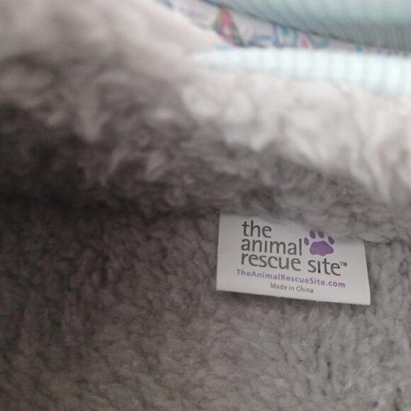 Lovely, Comfy New/Unused slippers from The Animal Rescue Site; Size 8 woman's - Picture 3 of 3